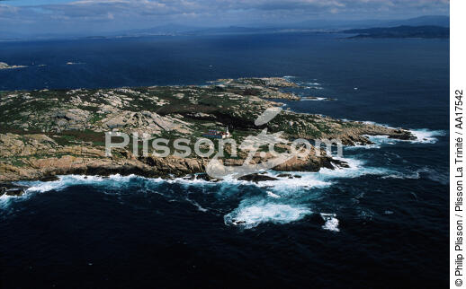 Isla de Salvora, Galice, Espagne - © Philip Plisson / Plisson La Trinité / AA17542 - Nos reportages photos - Phare [Galice]