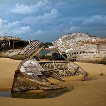 Epave de thonier à Plouhinec. © Philip Plisson / Plisson La Trinité / AA17697 - Nos reportages photos - Elément d'un bateau