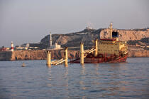 Cargo New Flame coulé le 12 aout 2007 après collision avec pétrolier © Philip Plisson / Plisson La Trinité / AA17798 - Nos reportages photos - Gibraltar