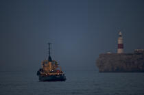 Gibraltar lighthouse © Philip Plisson / Plisson La Trinité / AA17820 - Photo Galleries - Great Britain Lighthouses