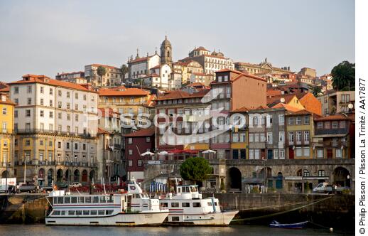 Sur les quais de Porto - © Philip Plisson / Plisson La Trinité / AA17877 - Nos reportages photos - Porto (Portugal)
