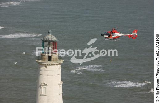 helicopter from Gironde pilotage - © Philip Plisson / Plisson La Trinité / AA18048 - Photo Galleries - Helicopter