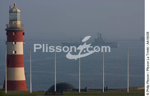 Plymouth - © Philip Plisson / Plisson La Trinité / AA18438 - Nos reportages photos - Région (GB)