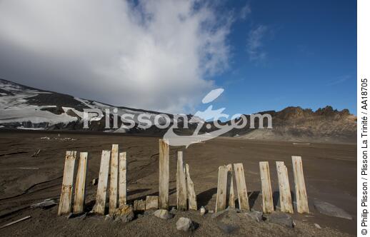 L'île de la déception en Antarctique. - © Philip Plisson / Plisson La Trinité / AA18705 - Nos reportages photos - Shetland du Sud