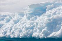 Antarctique. © Philip Plisson / Plisson La Trinité / AA18757 - Nos reportages photos - Glace