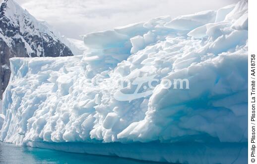 Antarctica. - © Philip Plisson / Plisson La Trinité / AA18758 - Photo Galleries - Glacier