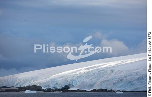 Antarctica. - © Philip Plisson / Plisson La Trinité / AA18773 - Photo Galleries - Glacier