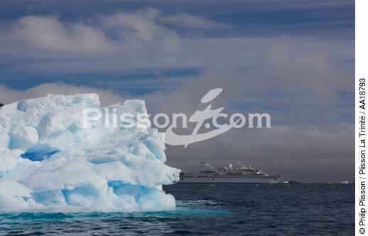 Antarctique. - © Philip Plisson / Plisson La Trinité / AA18793 - Nos reportages photos - Montagne