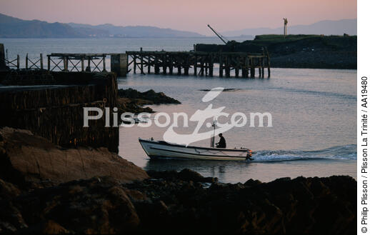 Crinan - © Philip Plisson / Plisson La Trinité / AA19480 - Photo Galleries - Lock
