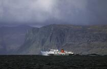 Ferrie in the Hebridean islands © Philip Plisson / Plisson La Trinité / AA19500 - Photo Galleries - Ferry boat