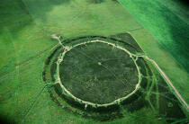 Ring of Brodgar and Standing Stones © Philip Plisson / Plisson La Trinité / AA19572 - Photo Galleries - Ruin