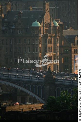Edinburgh in Scotland - © Philip Plisson / Plisson La Trinité / AA19595 - Photo Galleries - Scotland