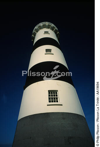 Le phare Eeragh en Irlande - © Philip Plisson / Plisson La Trinité / AA19694 - Nos reportages photos - Irlande, l'île verte
