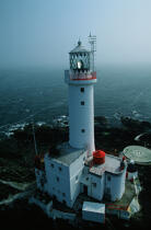 Le phare de Tuskar Rock en Irlande © Philip Plisson / Plisson La Trinité / AA19714 - Nos reportages photos - Phare [Irl]