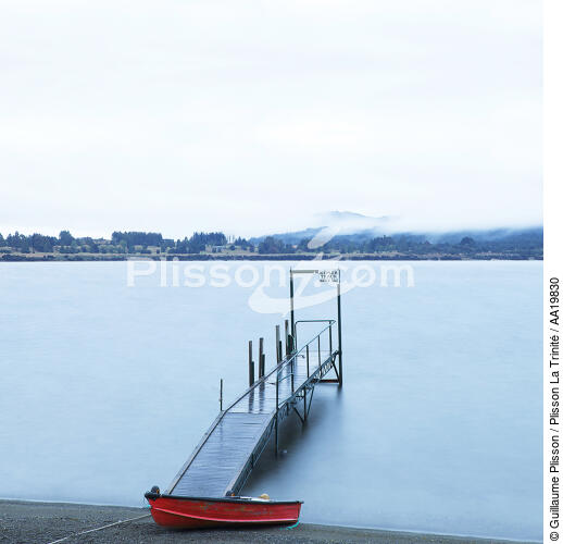 Lake Te Anau. - © Guillaume Plisson / Plisson La Trinité / AA19830 - Nos reportages photos - Nouvelle-Zélande