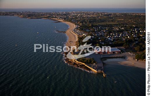 Sailing school and beach Rohu, Saint-Pierre-Quiberon. - © Philip Plisson / Plisson La Trinité / AA20161 - Photo Galleries - Island [56]