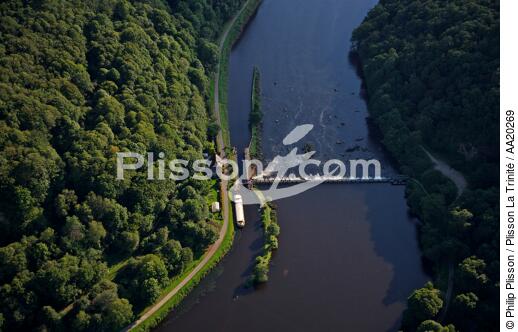 Écluse du Polvern sur la rivière du Blavet,Hennebont. - © Philip Plisson / Plisson La Trinité / AA20269 - Nos reportages photos - Rivière [56]