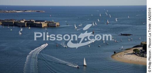 The citadel of Port Louis. - © Philip Plisson / Plisson La Trinité / AA20319 - Photo Galleries - La rade de Lorient