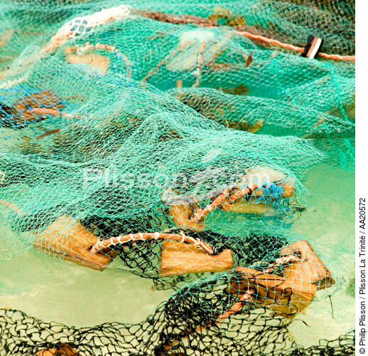 Fishing nets in Nosy Be. - © Philip Plisson / Plisson La Trinité / AA20572 - Photo Galleries - Fishermen of the world