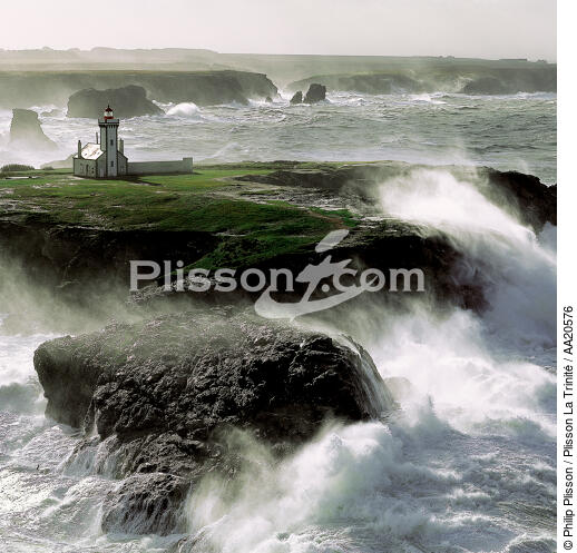 La pointe des Poulains à Belle Ile - © Philip Plisson / Plisson La Trinité / AA20576 - Nos reportages photos - Poulains [Les]