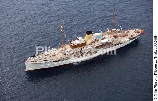 SS Delphine - Classic Week 2005 - © Philip Plisson / Plisson La Trinité / AA20681 - Photo Galleries - Monaco Classic Week 2011