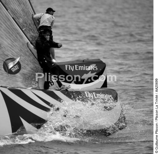 Louis Vuitton Pacific Series - © Guillaume Plisson / Plisson La Trinité / AA20699 - Photo Galleries - Racing monohull