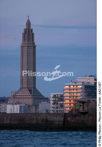 Le Havre. - © Philip Plisson / Plisson La Trinité / AA21387 - Nos reportages photos - Ville [76]