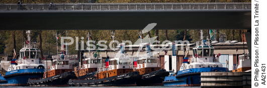 Rouen. - © Philip Plisson / Plisson La Trinité / AA21431 - Nos reportages photos - Du Tréport à l'estuaire de la Seine
