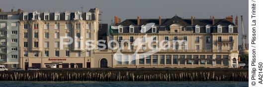 Saint-Malo. - © Philip Plisson / Plisson La Trinité / AA21450 - Photo Galleries - Emerald Coast [The]