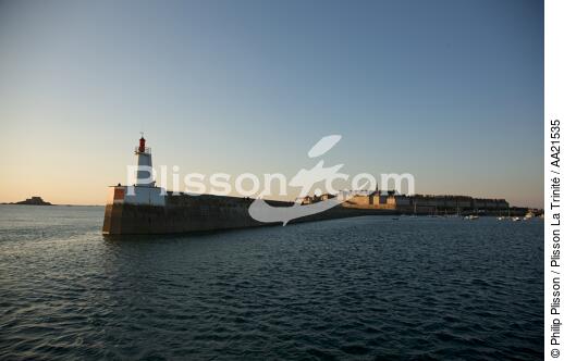 Le Môle des Noires in Saint-Malo. - © Philip Plisson / Plisson La Trinité / AA21535 - Photo Galleries - Lighthouse [35]