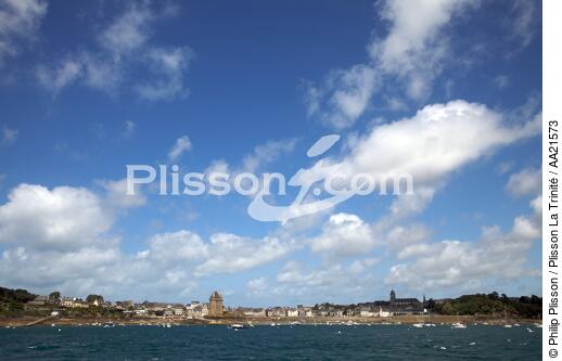 Saint-Malo. - © Philip Plisson / Plisson La Trinité / AA21573 - Photo Galleries - Emerald Coast [The]