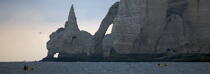 Les falaises d'Etretat. © Philip Plisson / Plisson La Trinité / AA21612 - Nos reportages photos - Seine Maritime