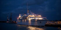 Honfleur. © Philip Plisson / Plisson La Trinité / AA21701 - Photo Galleries - Big Cruises