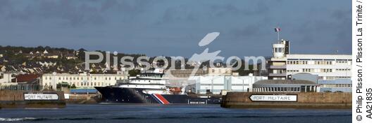 Cherbourg. - © Philip Plisson / Plisson La Trinité / AA21835 - Nos reportages photos - Manche [La]