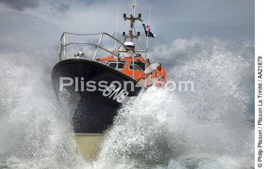 Canot de sauvetage de Saint-Quay-Portrieux. - © Philip Plisson / Plisson La Trinité / AA21879 - Nos reportages photos - SNSM