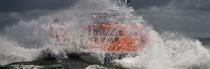 Canot de sauvetage de Courseulles-sur-mer. © Philip Plisson / Plisson La Trinité / AA21880 - Nos reportages photos - Courseulles-sur-mer