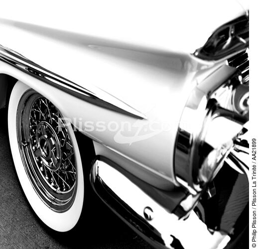 American car - © Philip Plisson / Plisson La Trinité / AA21899 - Photo Galleries - Black and white
