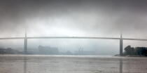 Le pont de Brotonne dans la brume. © Philip Plisson / Plisson La Trinité / AA22036 - Nos reportages photos - Ciel