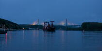 Brotonne bridge © Philip Plisson / Plisson La Trinité / AA22082 - Photo Galleries - Cargo ship
