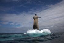 Le phare du Four. © Philip Plisson / Plisson La Trinité / AA22783 - Nos reportages photos - Phare [29]