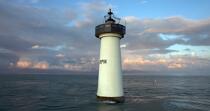 Le phare de la Pierre de Herpin. © Philip Plisson / Plisson La Trinité / AA22826 - Nos reportages photos - Ille-et-Vilaine