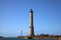 Le phare des Héaux de Bréhat. © Philip Plisson / Plisson La Trinité / AA23058 - Nos reportages photos - De Paimpol aux Sept-Iles