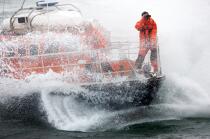 Canot de sauvetage - SNSM © Philip Plisson / Plisson La Trinité / AA23115 - Nos reportages photos - Mer agitée