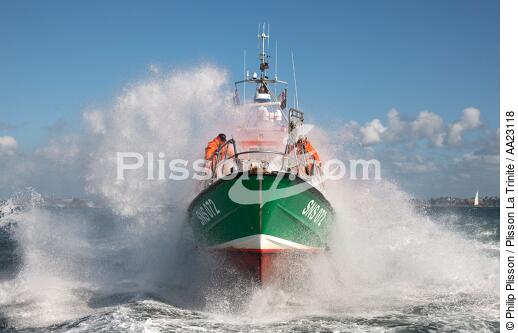 Canot de sauvetage - SNSM - © Philip Plisson / Plisson La Trinité / AA23118 - Nos reportages photos - SNSM