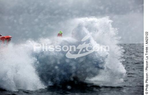 Lifeboat - SNSM - © Philip Plisson / Plisson La Trinité / AA23122 - Photo Galleries - Sea Rescue