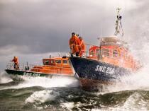 Lifeboat. © Philip Plisson / Plisson La Trinité / AA23132 - Photo Galleries - Lifesaving at sea