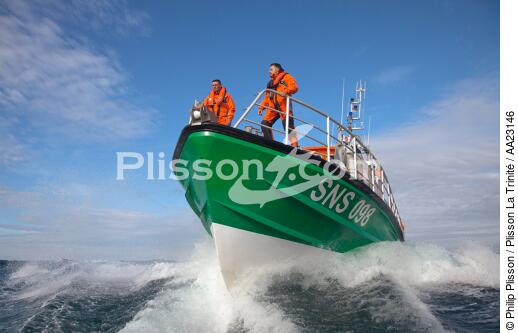 Canot de sauvetage - SNSM - © Philip Plisson / Plisson La Trinité / AA23146 - Nos reportages photos - Sauvetage en mer