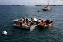 Loguivy de la mer à l'entrée du Trieux © Philip Plisson / Plisson La Trinité / AA23311 - Nos reportages photos - Canot de sauvetage