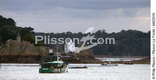 Loguivy de la mer à l'entrée du Trieux - © Philip Plisson / Plisson La Trinité / AA23316 - Nos reportages photos - Trieux [rivière du]