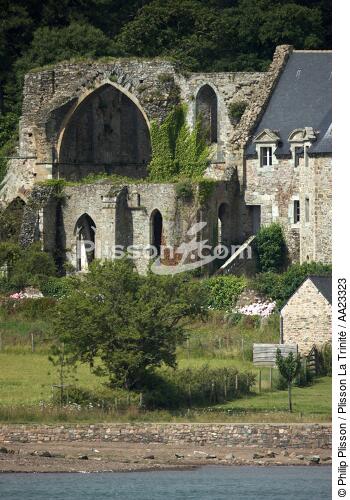 The abbey of Beauport near Paimpol. - © Philip Plisson / Plisson La Trinité / AA23323 - Photo Galleries - From Paimpol to Sept-Iles